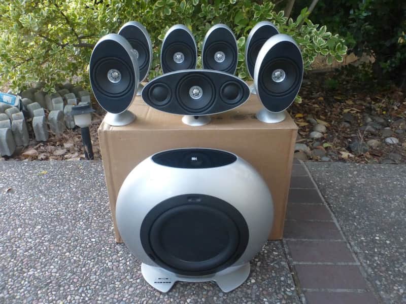 Immagine KEF KHT 3005SE 7.1 Home Theater Surround Sound Speaker System - 1