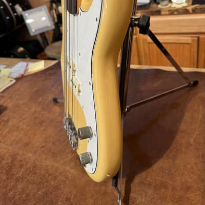 1982 Fender Fretless Precision Bass image 13