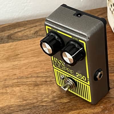 DOD Overdrive Preamp 250-X 2025 - Present - Grey / Yellow image 3