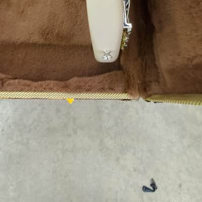 Fender Highway One P Bass 60th Anniversary  2006 Blonde image 9