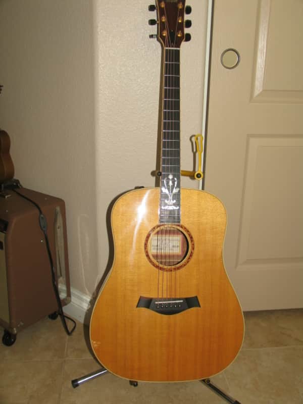 Taylor XXV-DR 25th Anniversary Sitka Spruce/Quilted Sapele Dreadnought 1999 - Natural with Caramel-Stained Back and Sides image 1