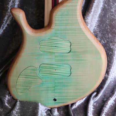 GB Liuteria Boutique Sensus bass 5 string tribal edition image 11
