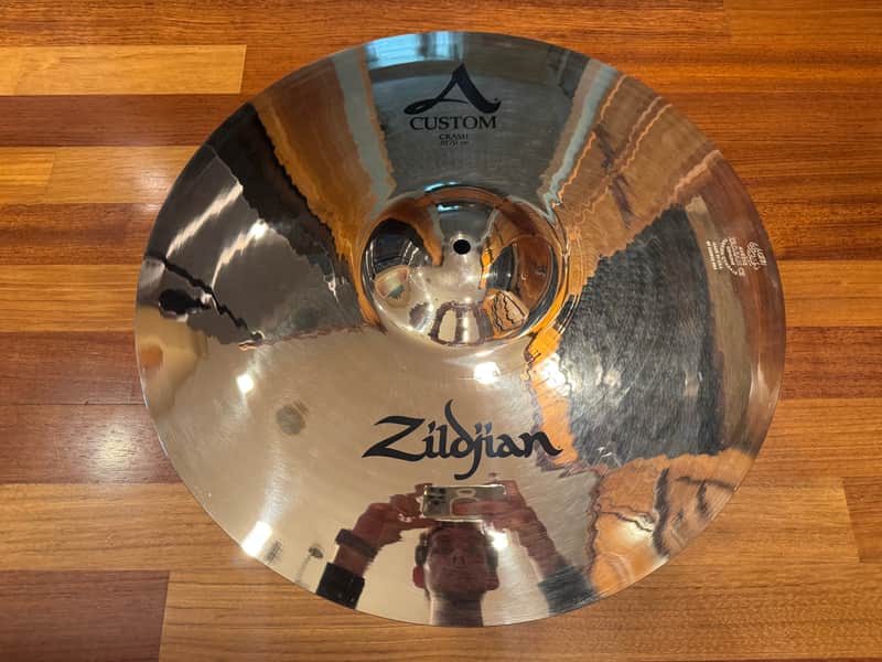 Zildjian 20" A Custom Crash Cymbal 2004 - Present - Brilliant