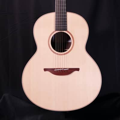 Lowden F-32 image 2