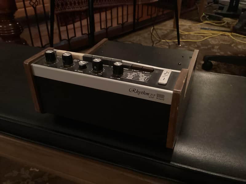 Roland TR-33 - Rhythm 33 - Drum Machine image 1