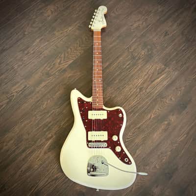 Fender Vintera '60s Jazzmaster Olympic White with Pau Ferro Fretboard image 1