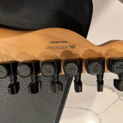 Fender Thinline 2022 - Green Sparkle - Dual Binding image 7