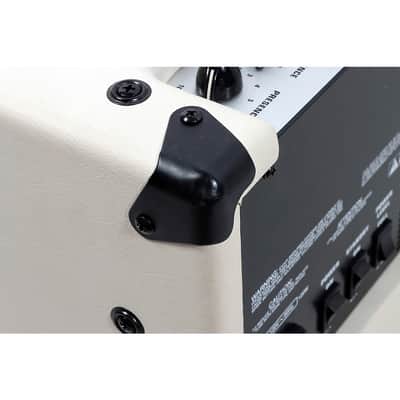 EVH 5150 Iconic Series 15W 1X10 Tube Guitar Combo Amp Regular Ivory image 4