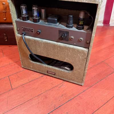 ~1942 Valco Small Combo Amp Tweed image 4