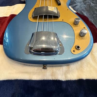 Fender Custom Shop 1959 Precision Bass Journeyman Relic Lake Placid Blue image 4