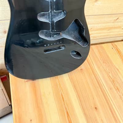 1814g Kohlin Guitars S-Type Roasted Pine replacement body Aged Nitro Relic Vintage Black Made in Sweden image 2