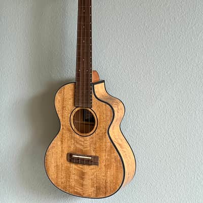 Kala KA-MNGG-T Mango Tenor Cutaway Ukulele Metropolitan - Gloss image 2