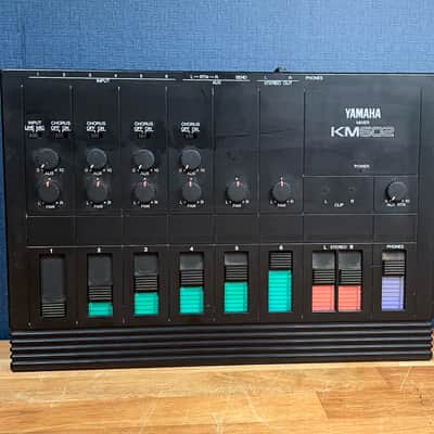 Yamaha KM602 6-Channel Mixer w/ Great Analog Stereo Chorus Effects