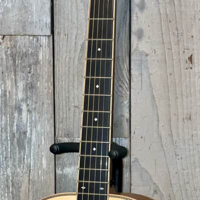 Larrivee 000-40 Custom Figured European Walnut Natural, Larrivee's Private Wood Stash Guitar ! image 18