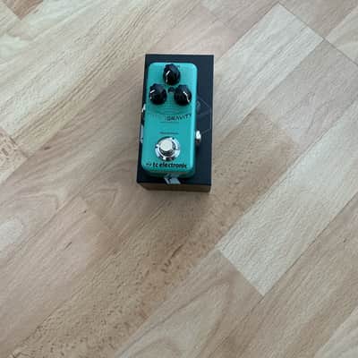 TC Electronic HyperGravity Mini Compressor 2017 - Present - Teal image 2