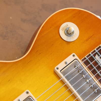 2006 Gibson Custom Shop Les Paul 1960 Reissue Electric Guitar Lemonburst + COA OHSC image 3