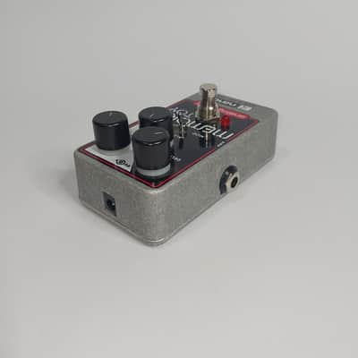 Electro-Harmonix Memory Toy Analog Echo / Chorus in Box image 5