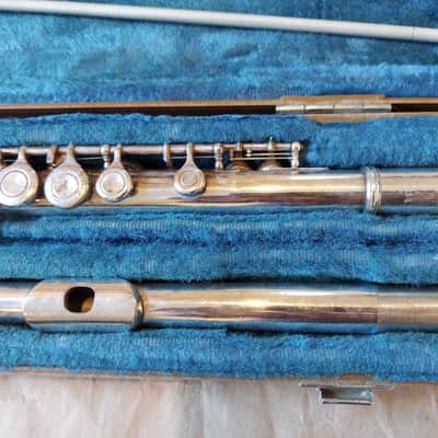 Yamaha YFL-31 Concert Flute, Japan, Good condition image 3
