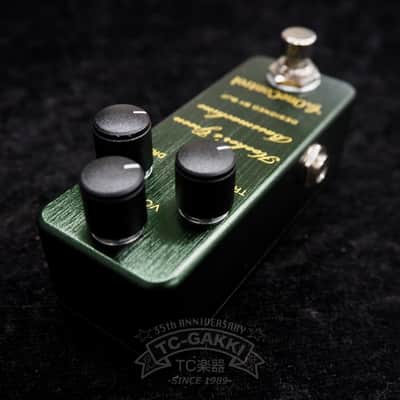 One Control Hooker’s Green Bass Machine OC-HGB image 2