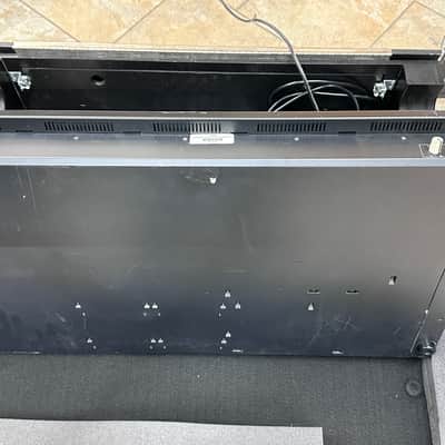 Yamaha LS9-32 32-Input Digital Mixing Console in Calzone Roadcase w/Wheels #7308 image 16