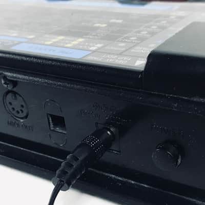 Zoom 4040 Guitar Effects Pedal Jameco Power supply replacement  9 Volt 9VDC  500mA AC Adapter image 2