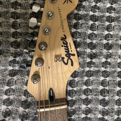 Squier Bullet Hardtail Stratocaster Mid-2000s - Lake Placid Blue image 3