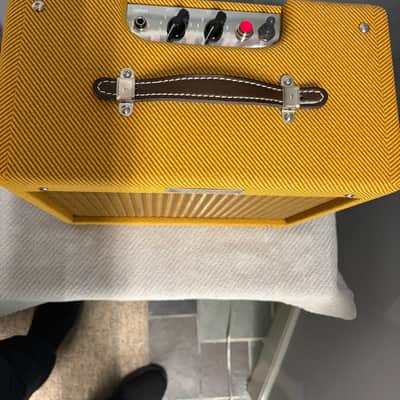 Fender Pro Junior IV 15-Watt 1x10" Guitar Combo 2018 - Present - Lacquered Tweed image 5