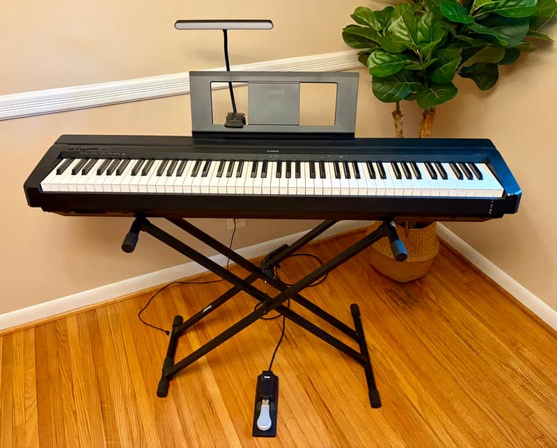 Yamaha P-45B Digital Piano image 1