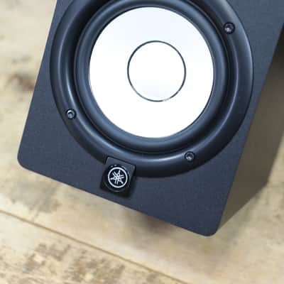 Yamaha HS5 Powered Studio Monitor 2-Way Bi-Amp 5" Studio Monitor (Single) w/Box image 16