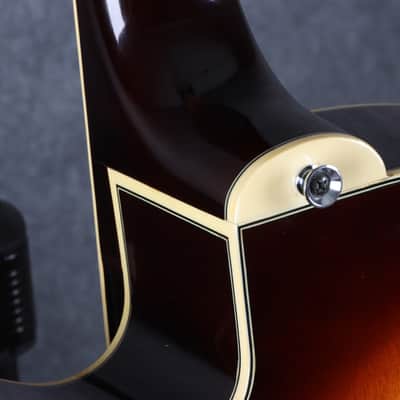 Yamaha AE18 Hollowbody - Sunburst - 2nd Hand image 8