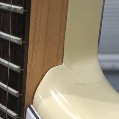 1987 USA Fender American Standard Stratocaster, Olympic White image 5