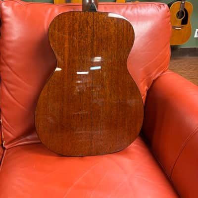 2013 Martin Custom Shop 00-14 (00-18) Adirondack Top Ambertone image 11