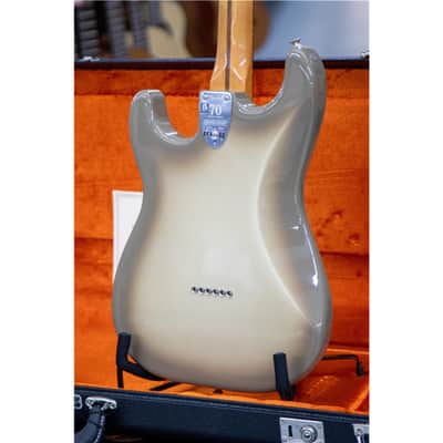 FENDER Vintera II 70s Stratocaster Antigua image 7