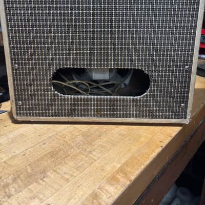 Kay 804 vibrato amp Mid 60’s image 3