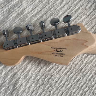 Squier Paranormal Custom Nashville Stratocaster - Chocolate 2-Color Sunburst image 17