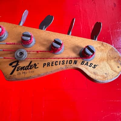 Fender Precision Bass with Maple Fretboard 1976 - Olympic White image 10