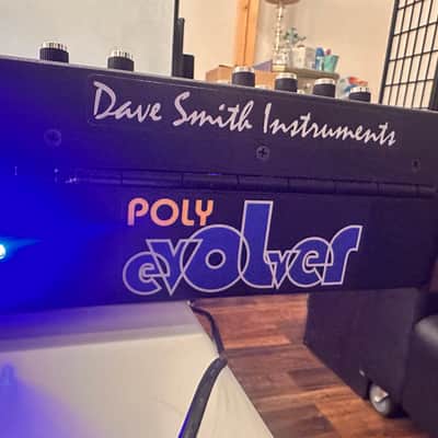 Dave Smith Instruments Poly Evolver 61-Key 4-Voice Polyphonic Synthesizer 2005 - 2011 - Blue with Wood Sides image 6