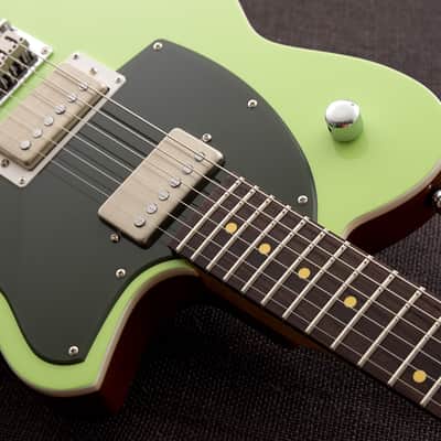 Reverend Charger HH Citrus Cream image 6