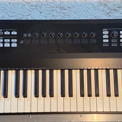 Native Instruments Komplete Kontrol S88 2010s - Black image 3