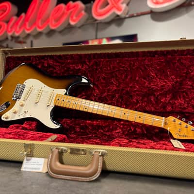 Fender Eric Johnson Signature '54 "Virginia" Stratocaster 2020 - Present - 2-Color Sunburst image 1