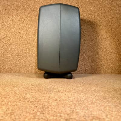 Genelec 8030A 5" Powered Nearfield Studio Monitor (Single) – Warranty image 4