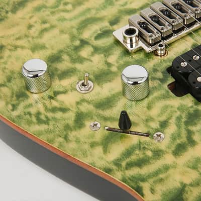 Swing Modern K Emerald Green Quilted Maple Top Mahogany Matching Headstock Strat image 6