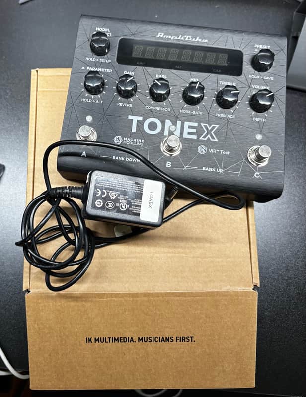 IK Multimedia ToneX Pedal
