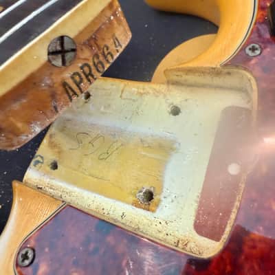 Fender Jazz Bass 1966 - Olympic White with Matching Headstock image 12