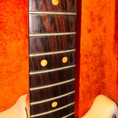 Fender Musicmaster with Rosewood Fretboard 1961 - 1964 - Olympic White image 23
