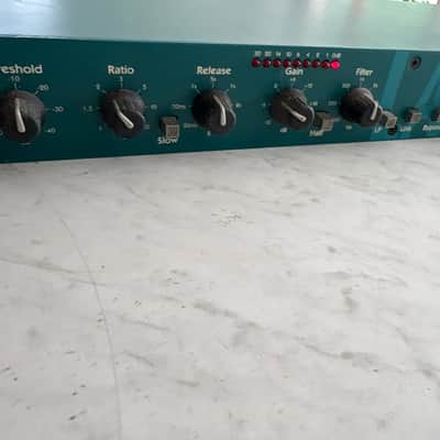 LA Audio CX2 turchese - compressore / compressor image 3