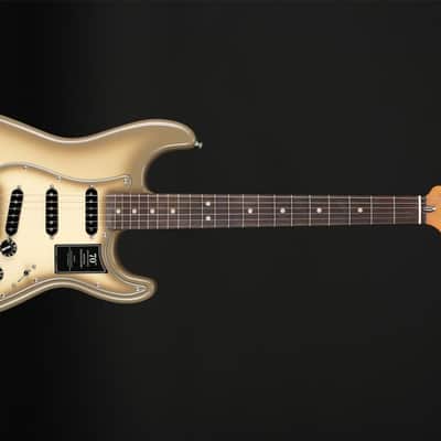 Fender 70th Anniversary Antigua Stratocaster, Rosewood Fingerboard in Antigua #SM240736 image 3
