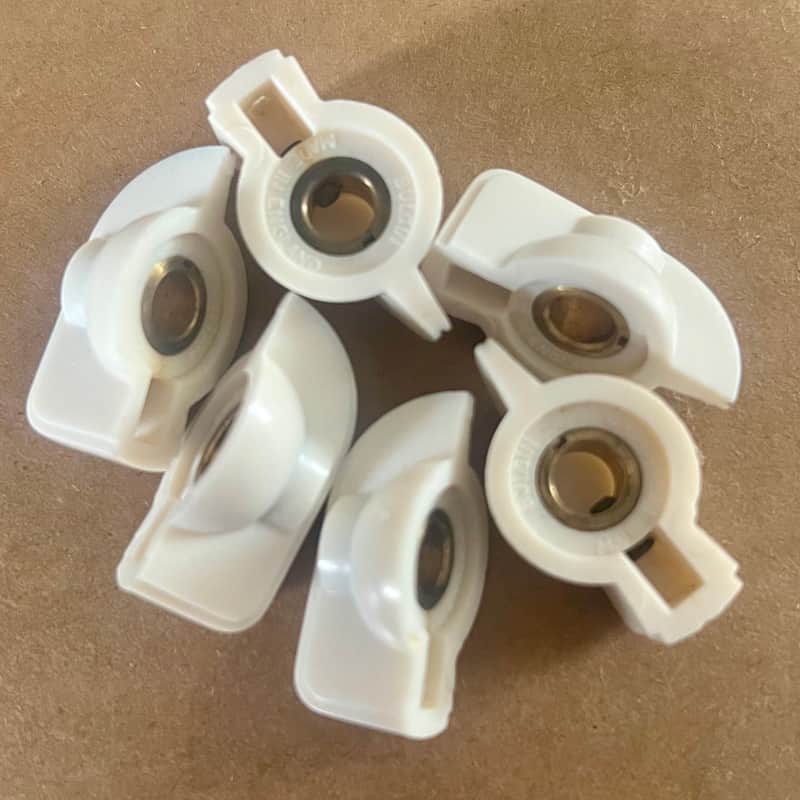 Set of 6x vox AC30 spec Bulgin chicken head control knobs 1960’s - White image 1