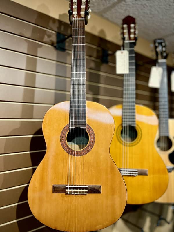 USED Yamaha C40 Classical Guitar Bild 1