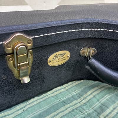Collings Dreadnought Guitar Case (Hardshell) – Very Good Condition image 3